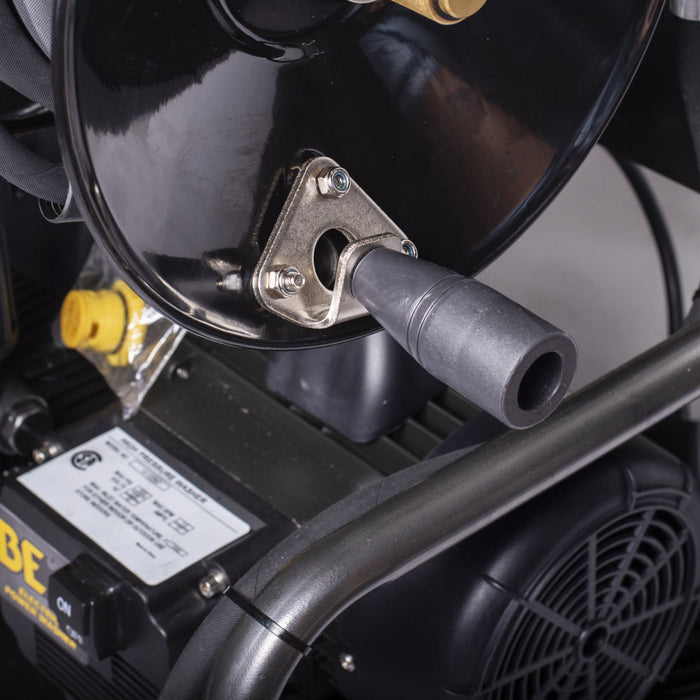 Be Power Equipment 1,500 PSI 1.6 GPM 1.5 HP Electric Pressure Washer with Powerease Motor and Triplex Pump - P1515EPNW