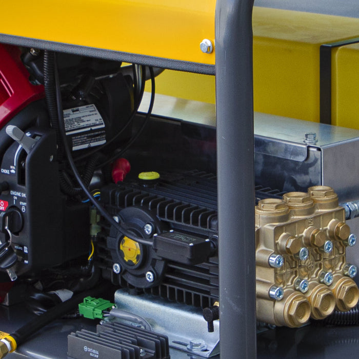 Be Power Equipment 3,000 PSI 8.0GPM Hot Water Pressure Washer with Honda GX690 Engine and General Triplex Pump - HW3024HG12V